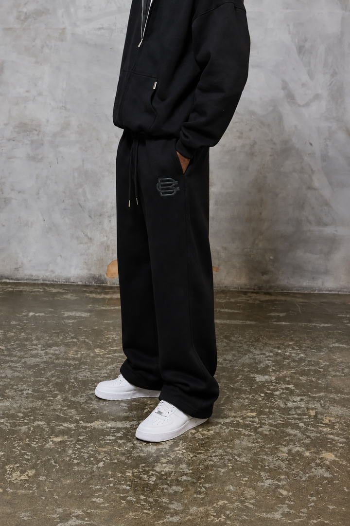 Bénir Club Basics Jogger - Matte Black