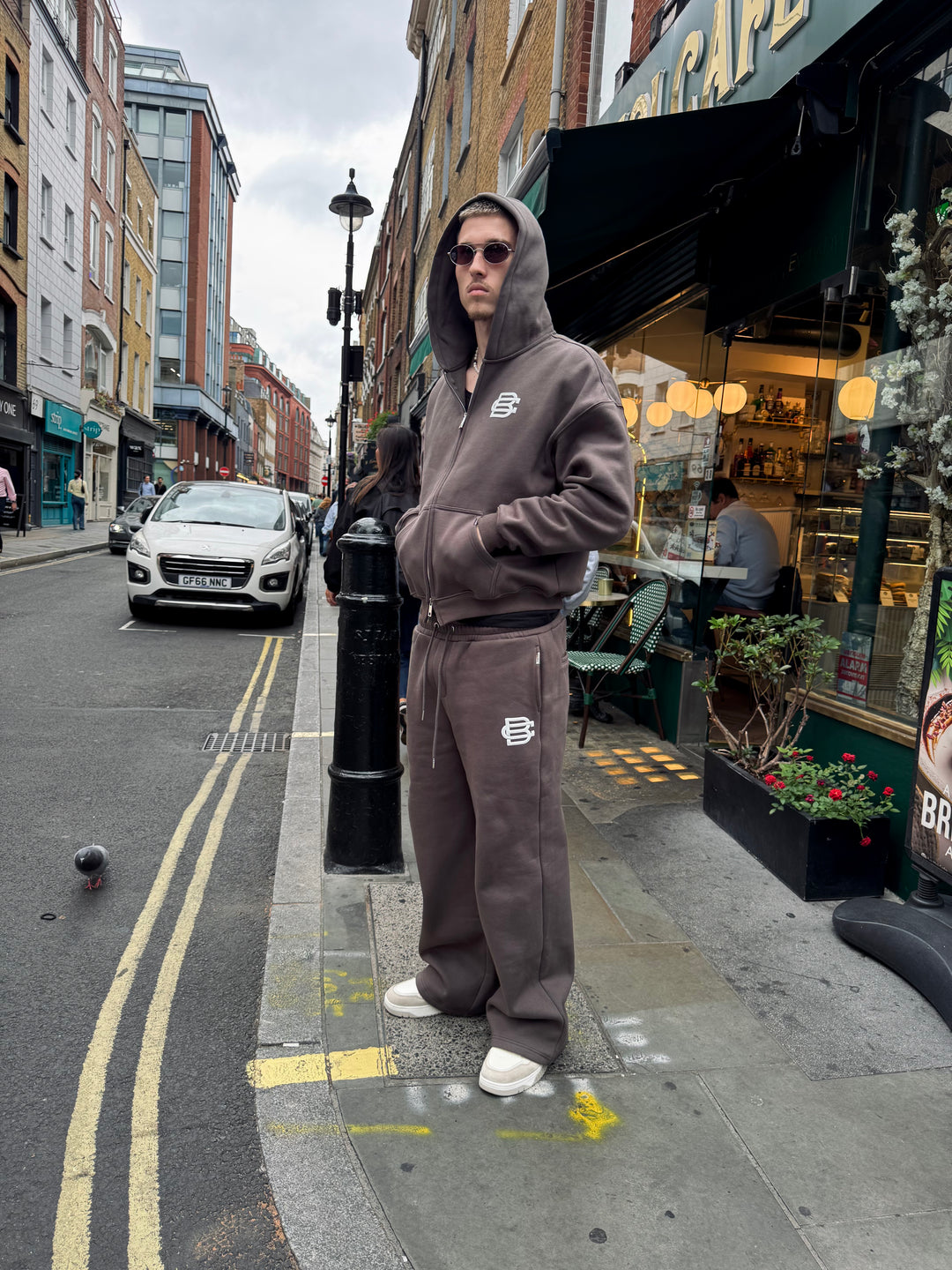 Bénir Club Basics Jogger - Mocha